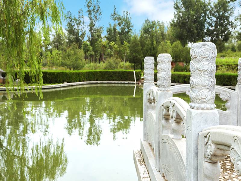 温泉墓园有名人安葬吗？温泉墓园还在售吗？